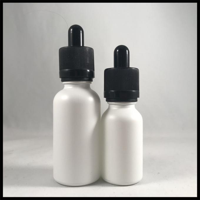 Παγωμένη άσπρη Dropper πετρελαίου γυαλιού ικανότητα εμπορευματοκιβωτίων 15ml μπουκαλιών κενή Ε υγρή